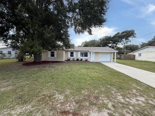 904 Hickory Ave, FRUITLAND PARK, FL, 34731-2111 | Card Image