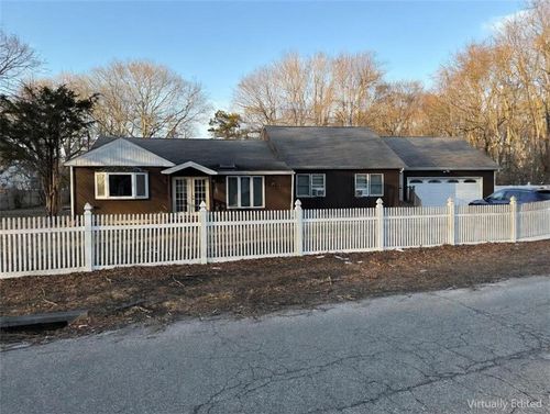 39 Pineway Ave, Mastic Beach, NY, 11951-1318 | Card Image