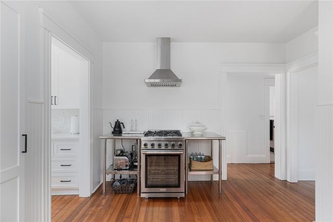 65 12 Th St, Home with 4 bedrooms, 2 bathrooms and 4 parking in Providence RI | Image 15