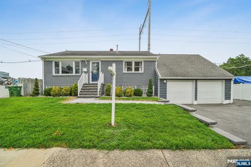 327 Cristiani St, Roselle, NJ, 07203-2315 | Card Image