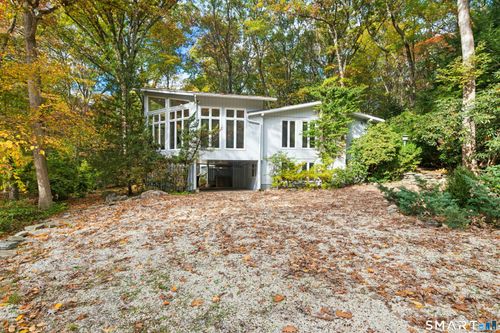 16 Big Oak Circle, Stamford, CT, 06903 | Card Image
