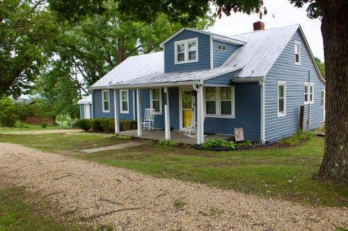 1062 Cold Springs Rd, STUARTS DRAFT, VA, 24477-3035 | Card Image