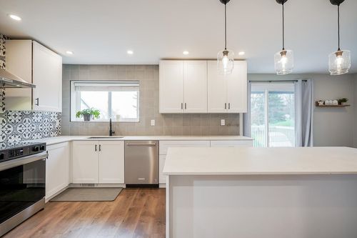 43-1355 Citadel Dr, Port Coquitlam, BC, V3C5X6 | Card Image