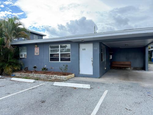 1-111 E 27th Street, Riviera Beach, FL, 33404 | Card Image