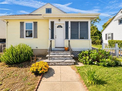68 Bowlet St, Providence, RI, 02909-5739 | Card Image