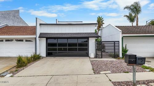 4630 Eastbourne Bay, Oxnard, CA, 93035-3703 | Card Image