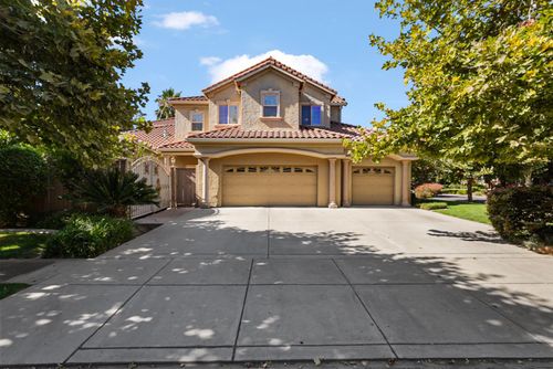 2575 Kensington Ct, Turlock, CA, 95382-9134 | Card Image