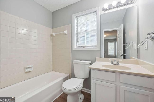 827 Mountain View Dr, House other with 4 bedrooms, 4 bathrooms and 4 parking in Stone Mountain GA | Image 20