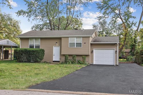 1444 Farmview Avenue, Unincorporated, MO, 63138 | Card Image