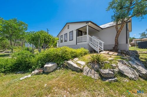 1219 Lakeside Dr E, Canyon Lake, TX, 78133-5822 | Card Image