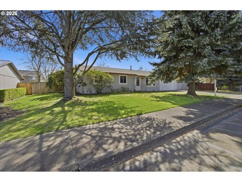 1986 Sw Tamarack St, Mcminnville, OR, 97128-7111 | Card Image