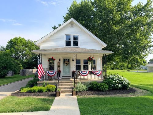 812 North St, Hebron, OH, 43025-5003 | Card Image