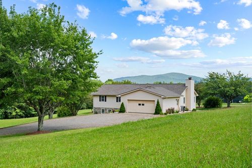 446 Wolfpen Ridge Rd, Galax, VA, 24333-5609 | Card Image