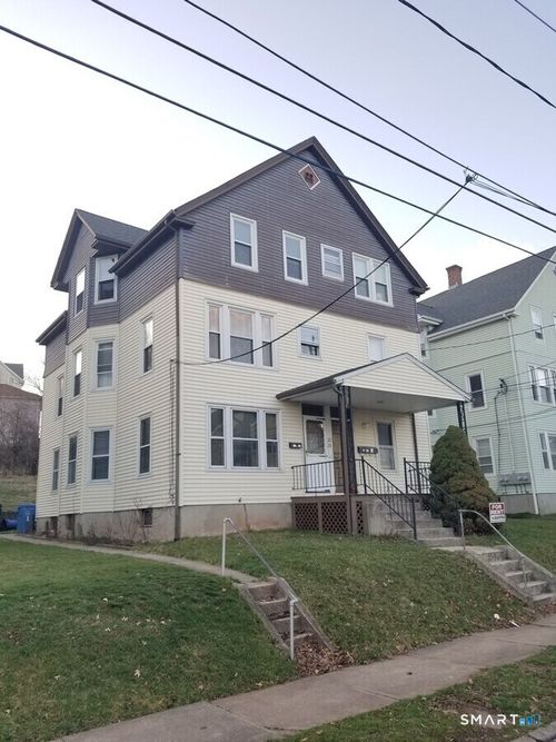 20 Carlson St, New Britain, CT, 06051-2110 | Card Image