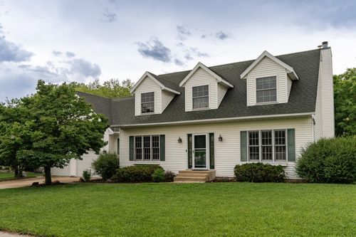 2319 Viola View Ln Ne, Rochester, MN, 55906-6943 | Card Image