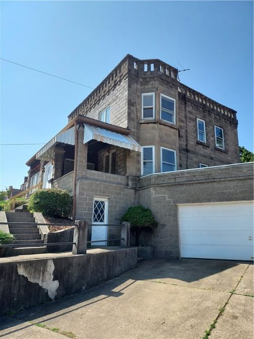 14 Wainwright Ave, Brentwood, PA, 15227-3321 | Card Image