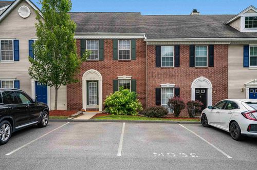 69 Middlesex Rd, Merrimack, NH, 03054-2775 | Card Image
