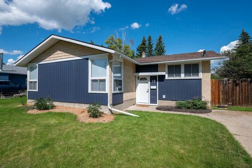 19 Sherwood Cres, Red Deer, AB, T4N0A4 | Card Image