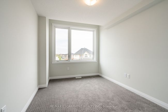 189 Lormont Blvd, House attached with 3 bedrooms, 3 bathrooms and 1 parking in Stoney Creek ON | Image 20