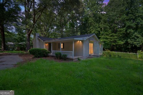 6770 Burkhead Dr, Union City, GA, 30291-1840 | Card Image