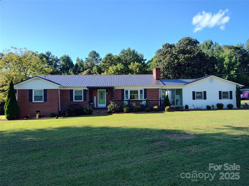 3883 Bunker Hill School Rd, Claremont, NC, 28610-9455 | Card Image