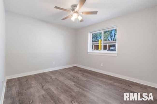 APT-5 - 1650 W 42 Nd St, Condo with 2 bedrooms, 1 bathrooms and 1 parking in Davenport IA | Image 6