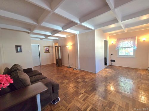 apt-55ga-15051 Village Rd, Jamaica, NY, 11432-1063 | Card Image