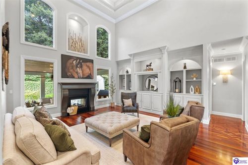 105 Flagstone Ct, Elizabethtown, KY, 42701-6831 | Card Image