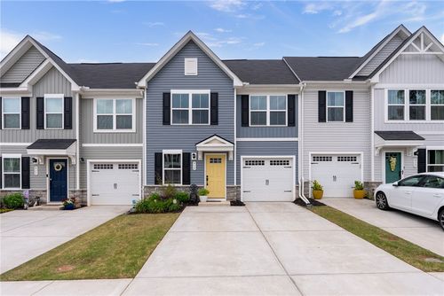 913 Leyburn Ln, Greenville, SC, 29617-1265 | Card Image