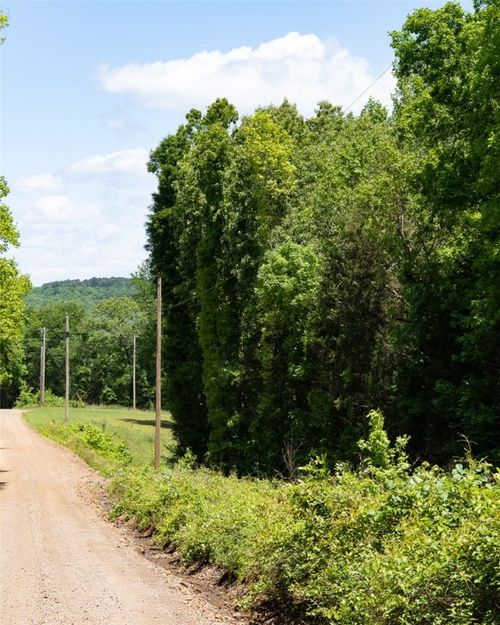 10 Barcelona Road, Uniontown, AR, 72955 | Card Image