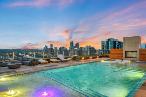 3209-48 East Ave, Austin, TX, 78701-4317 | Card Image