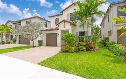 3274 W 96th Pl, Hialeah, FL, 33018-2039 | Card Image