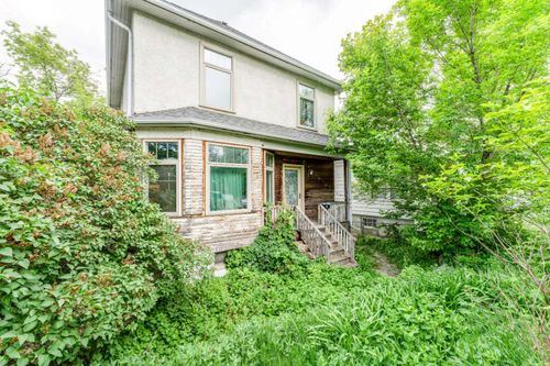 2108 8 St Se, Calgary, AB, T2G3A2 | Card Image