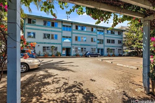 1120 Pua Ln, Honolulu, HI, 96817-3800 | Card Image