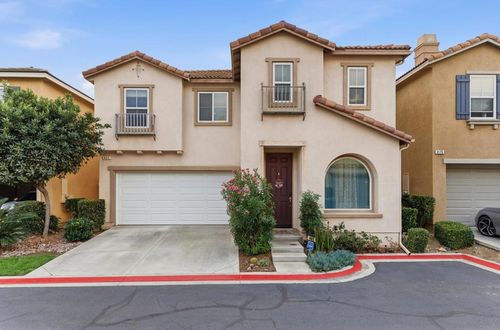465 Ashbourne Gln, Escondido, CA, 92027 | Card Image