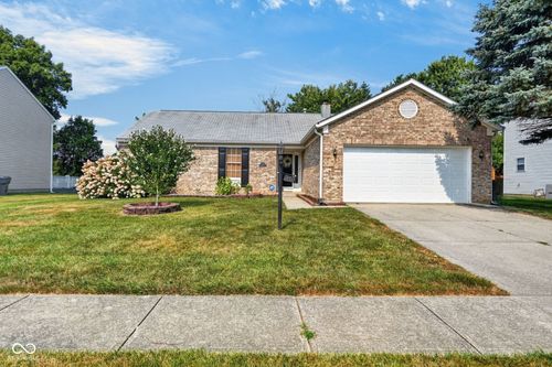 350 Creekstone Dr, Indianapolis, IN, 46239-9395 | Card Image