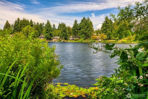 13202 Bitter Pl N, Seattle, WA, 98133-7405 | Card Image