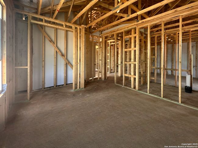 12915 Spur Holw, House other with 3 bedrooms, 3 bathrooms and null parking in Schertz TX | Image 16