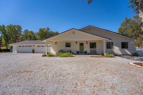 10370 Daystar Way, Palo Cedro, CA, 96073-9779 | Card Image