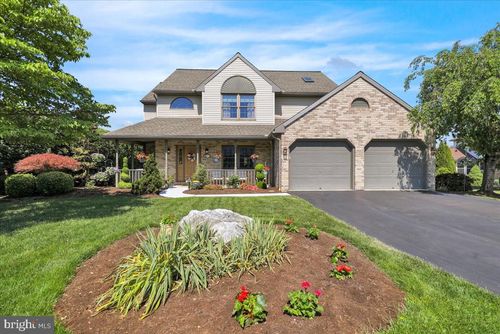 4324 Glenside Dr, READING, PA, 19605-3231 | Card Image