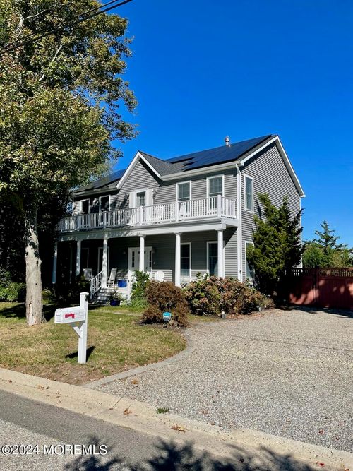 711 Mount Pl, Point Pleasant Boro, NJ, 08742-4537 | Card Image