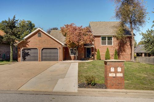 1117 W Woodhaven St, Springfield, MO, 65810-1682 | Card Image