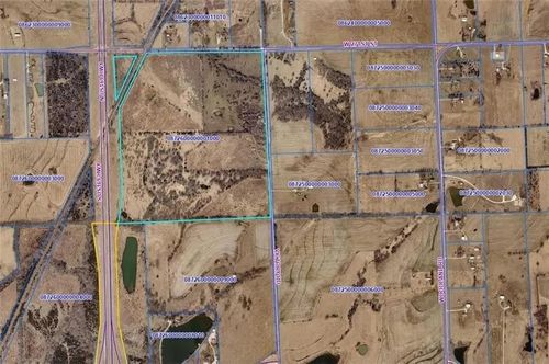 27360 Victory Rd, Paola, KS, 66071-5476 | Card Image