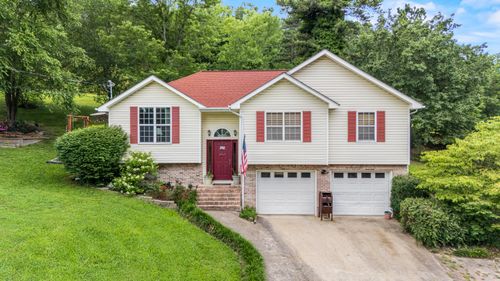 310 Castleview Dr, Ringgold, GA, 30736-6904 | Card Image