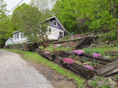 198 Gaebel Rd, Bancroft, ON, K0L1C0 | Card Image