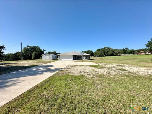 553 Lonesome Oak Dr, Copperas Cove, TX, 76522-7631 | Card Image