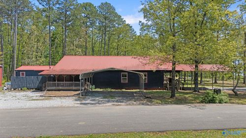 30 Elm St, Leesburg, AL, 35983-3453 | Card Image