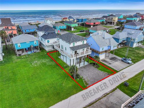 2630 Breaker Dr, Crystal Beach, TX, 77650 | Card Image