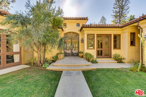 9530 Hidden Valley Road, Beverly Hills, CA, 90210 | Card Image