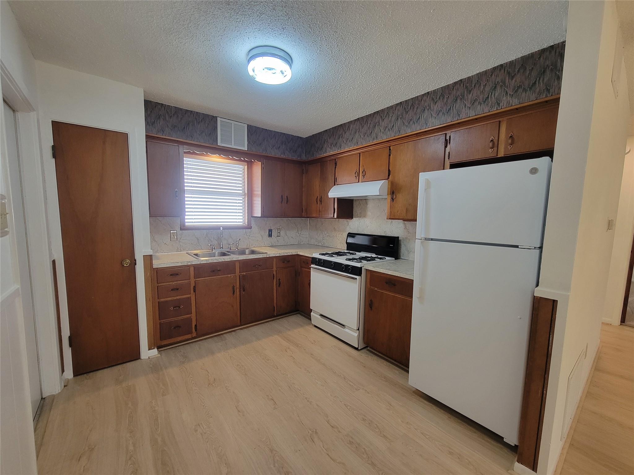 Residential Lease in Austin 5